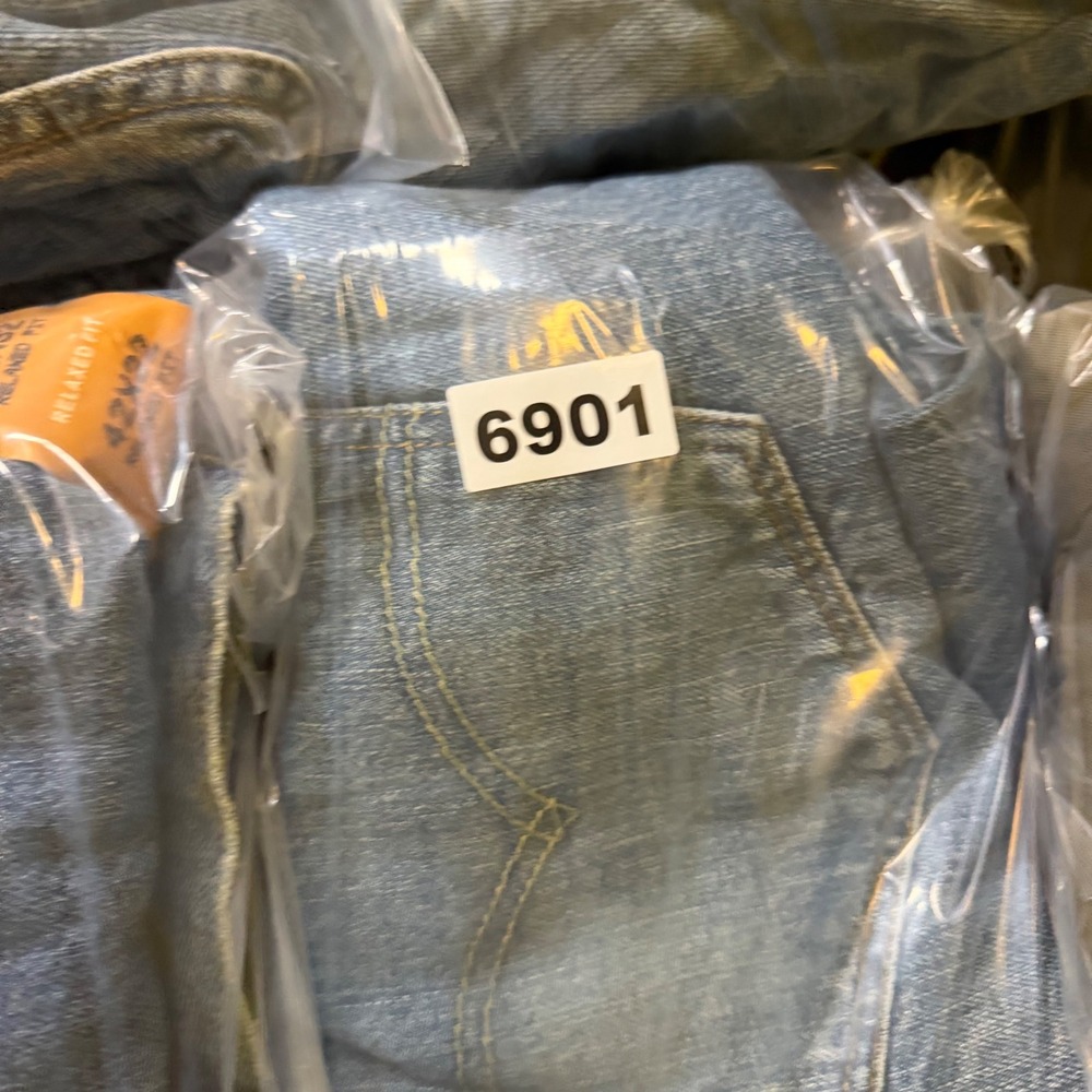 Levis 501 Original Fit Mens Blue Denim Jeans Straight Leg 40x30 Medium Wash - Picture 5 of 5